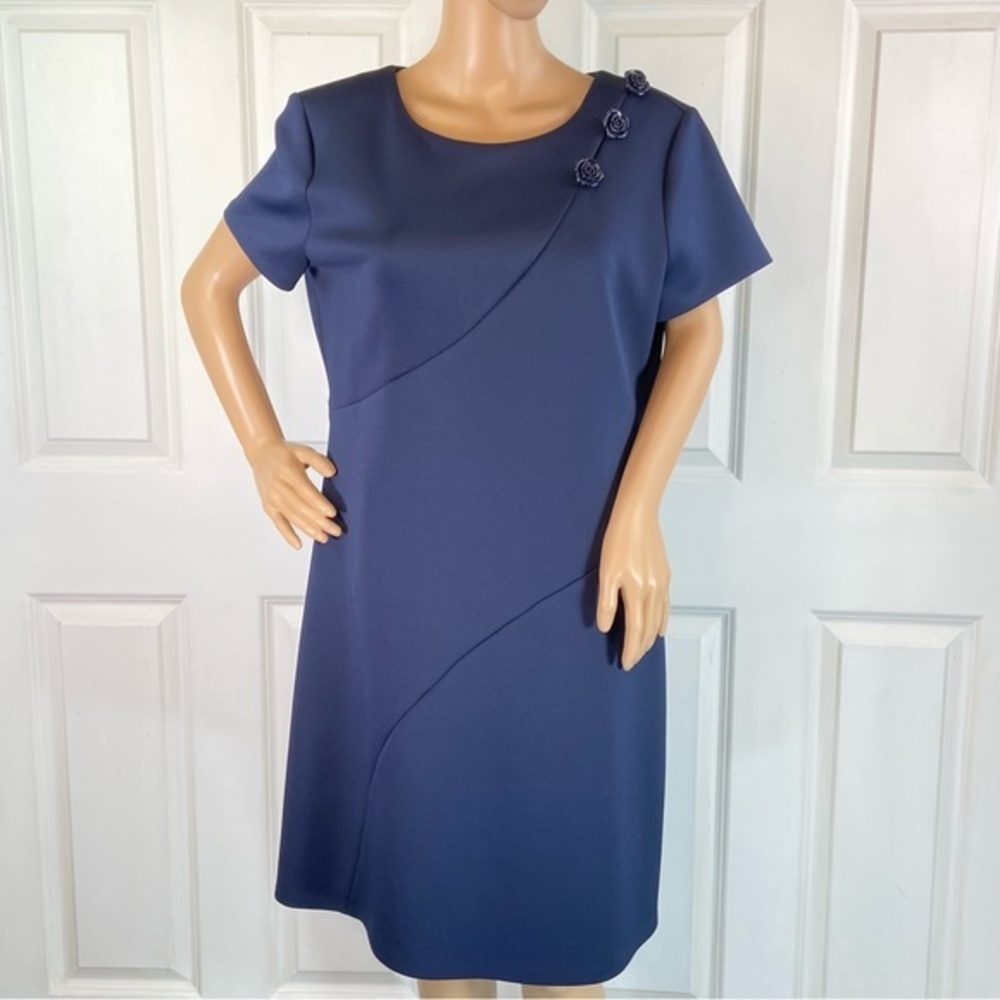 Ivanka Trump Asymmetric Seam Accent Scuba Sheath Navy Blue Dress
